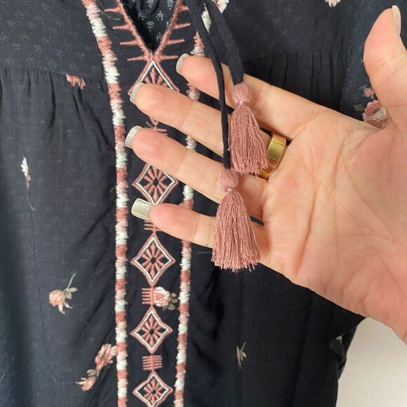 Lovestitch Black Pink White Floral Aztec Front Tie Side Ruffle Sleeveless Top SM - Picture 5 of 11